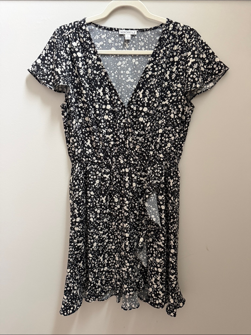 J Crew Black Floral Wrap Dress With Elastic Waist and Ruffle Hem Sz S